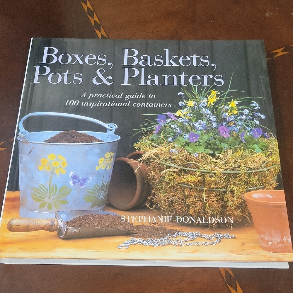 Boxes, Baskets, Pots & Planters by - Blue Cover